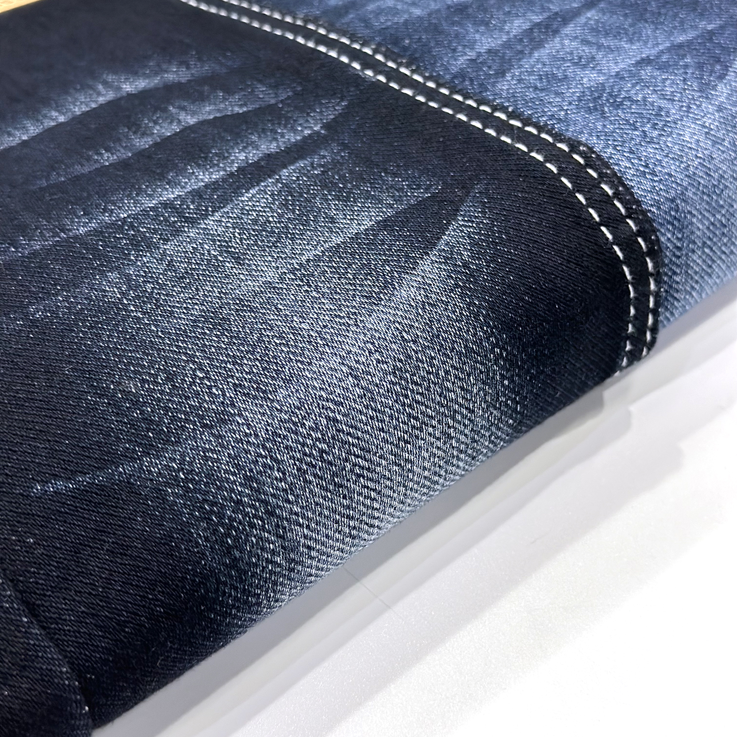 605A-6 60%Cotton 10*21/55 OE Yarn Indigo Color Denim Fabric Wholesale 1