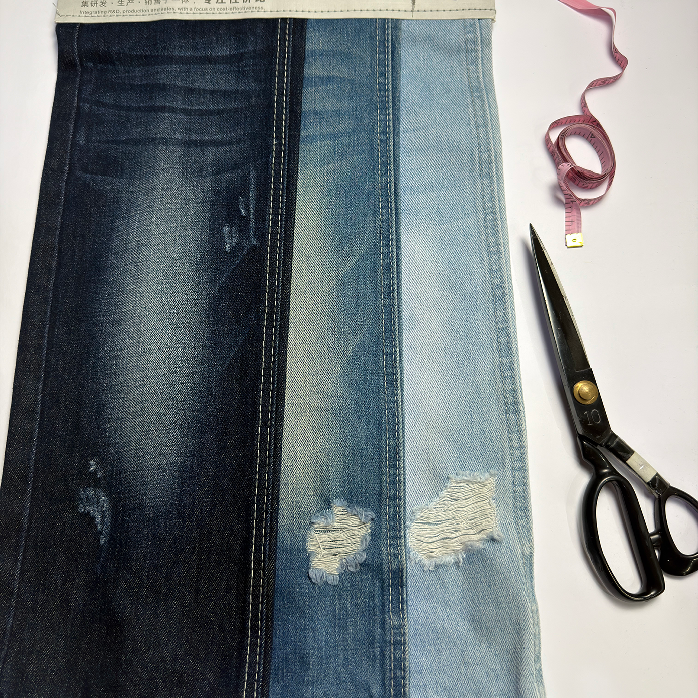 Slub Denim Fabric GRS Certified Retro Slub Texture 72 Cotton Rich for Vintage Straight Jeans