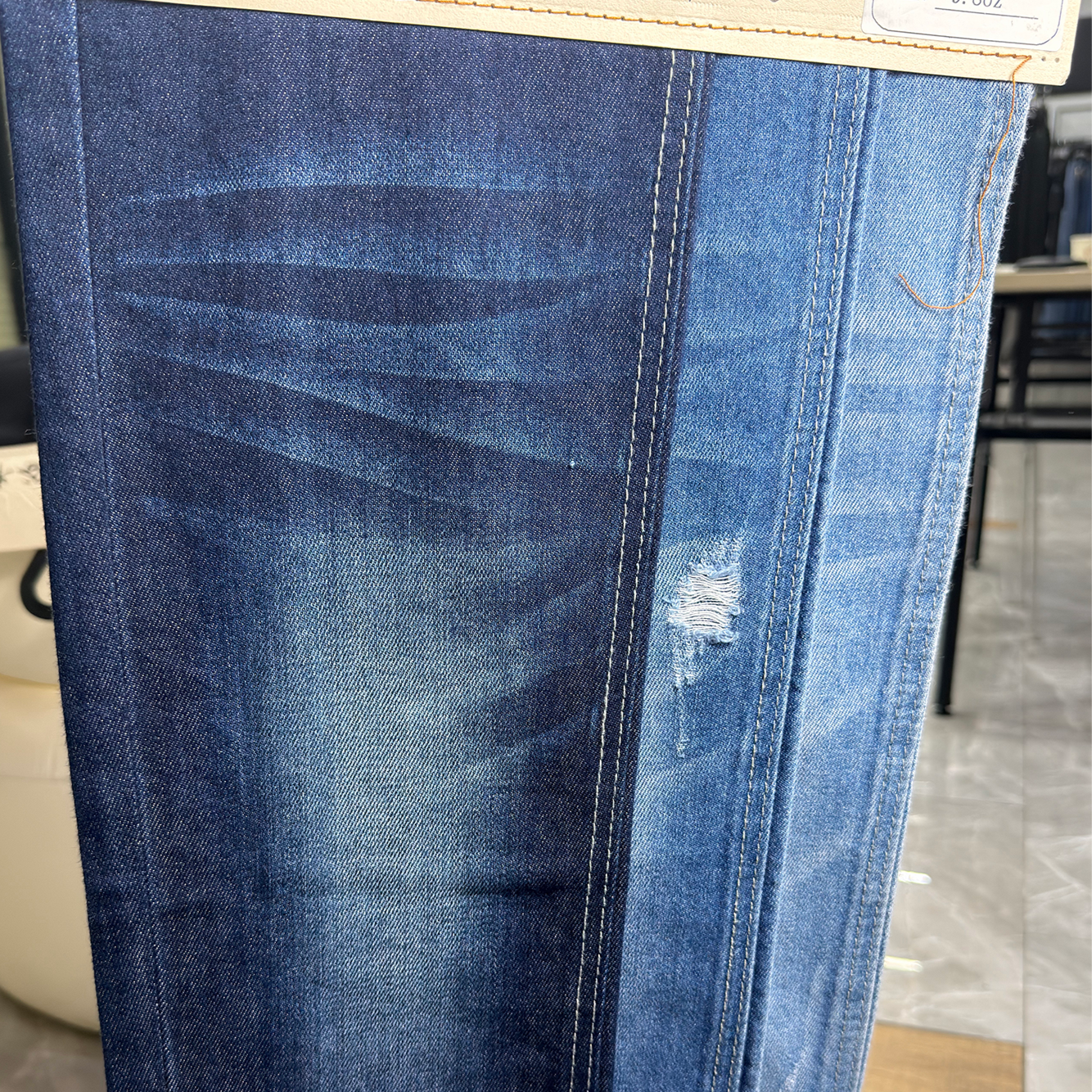 605A-6 60%Cotton 10*21/55 OE Yarn Indigo Color Denim Fabric Wholesale 1