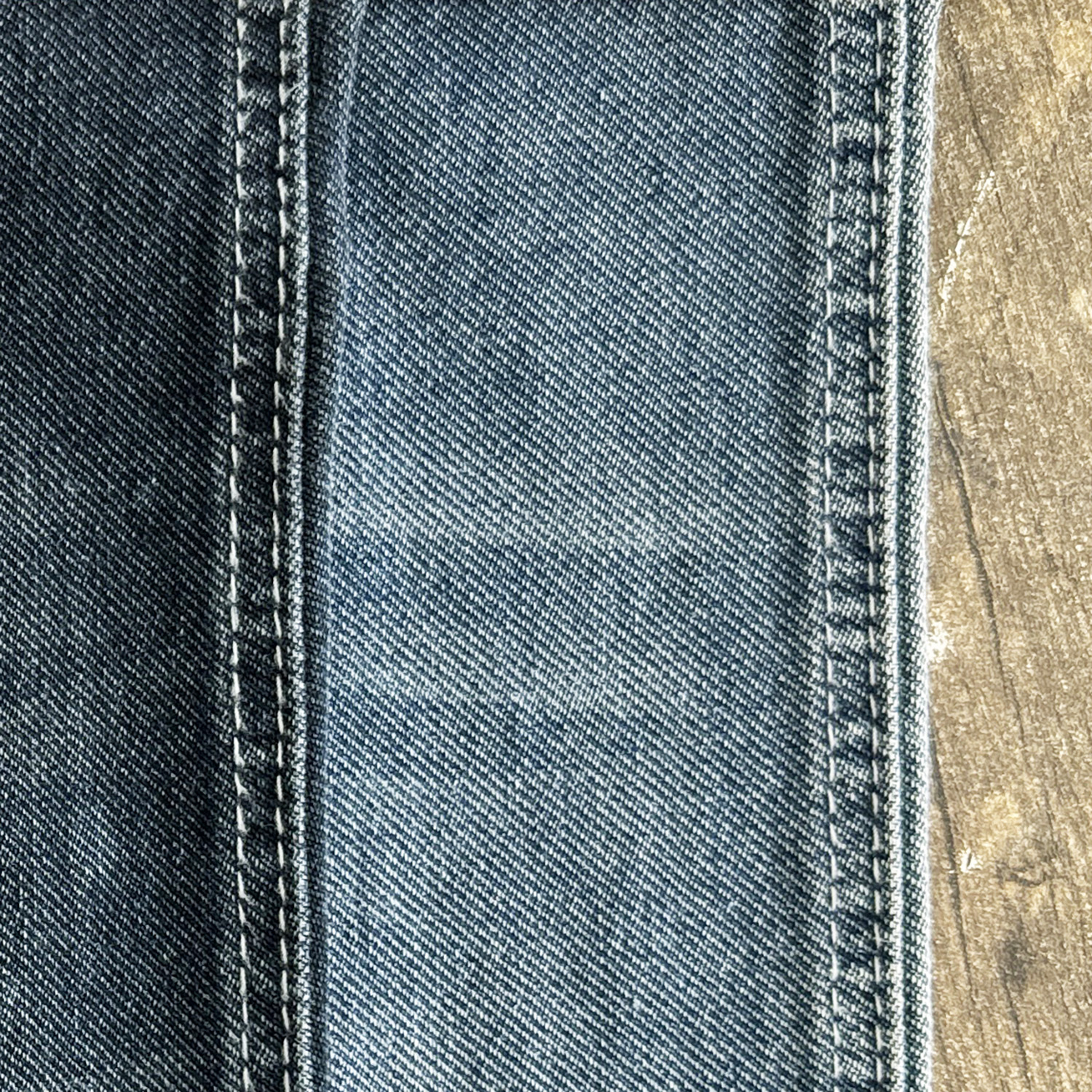 605A-6 60%Cotton 10*21/55 OE Yarn Indigo Color Denim Fabric Wholesale 1