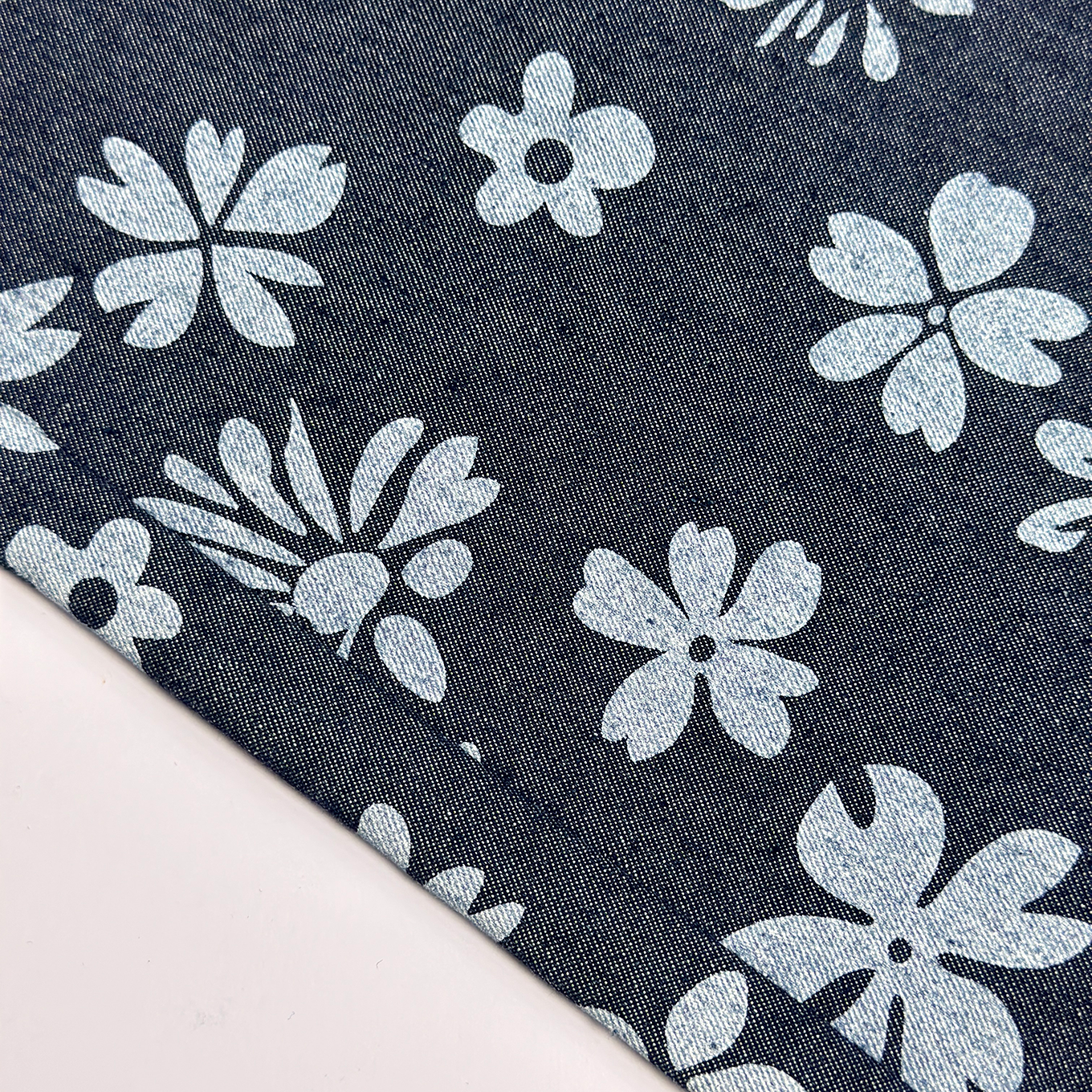 605A-6 60%Cotton 10*21/55 OE Yarn Indigo Color Denim Fabric Wholesale 1